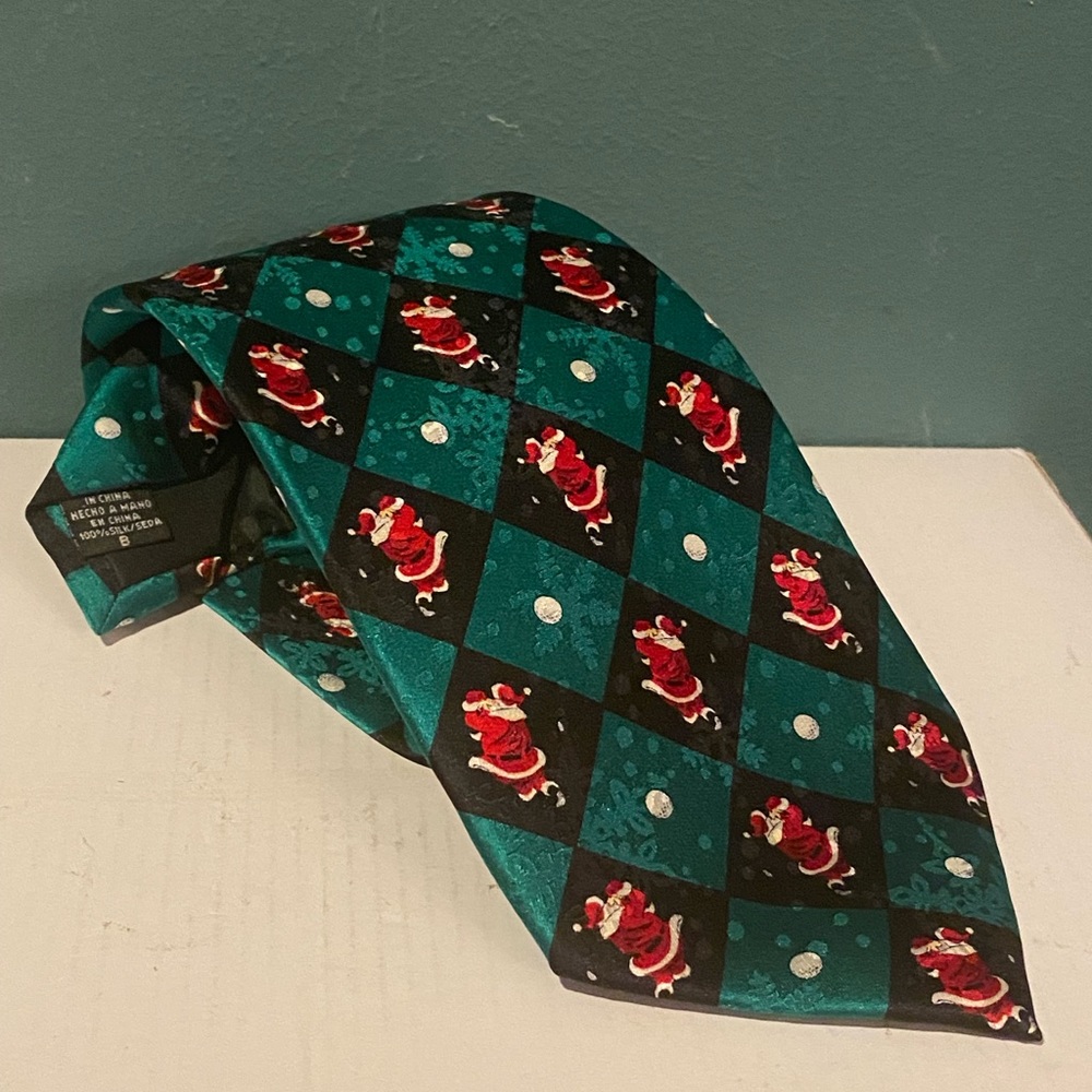 American Greetings 2004 Santa 🎅🏼 diamonds shape Christmas / Holiday Silk Tie